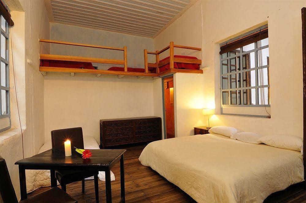 A Casa Naranja Hostal *